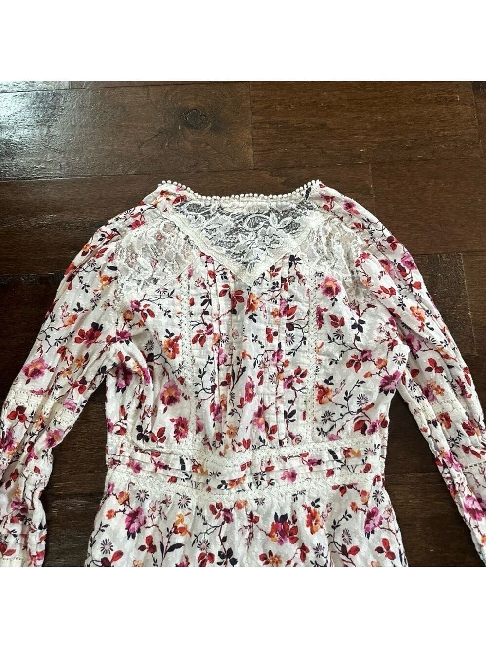 Anthropologie-Floral lace long sleeve blouse-Size 4-EUC - Picture 7 of 13